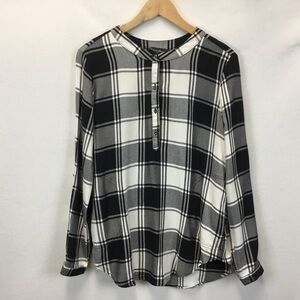 Eddie Bauer Black & White Plaid Tunic Blouse with Side Pockets